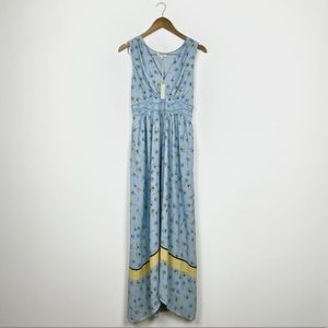 NWT Max Studio Flower Stretched Maxi Dress